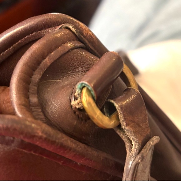 Coach vintage distressed Brown Leather Crossbody Bag - Picture 9 of 10